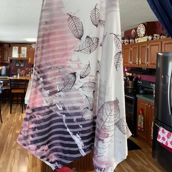 Shirt - Picture 2 of 2